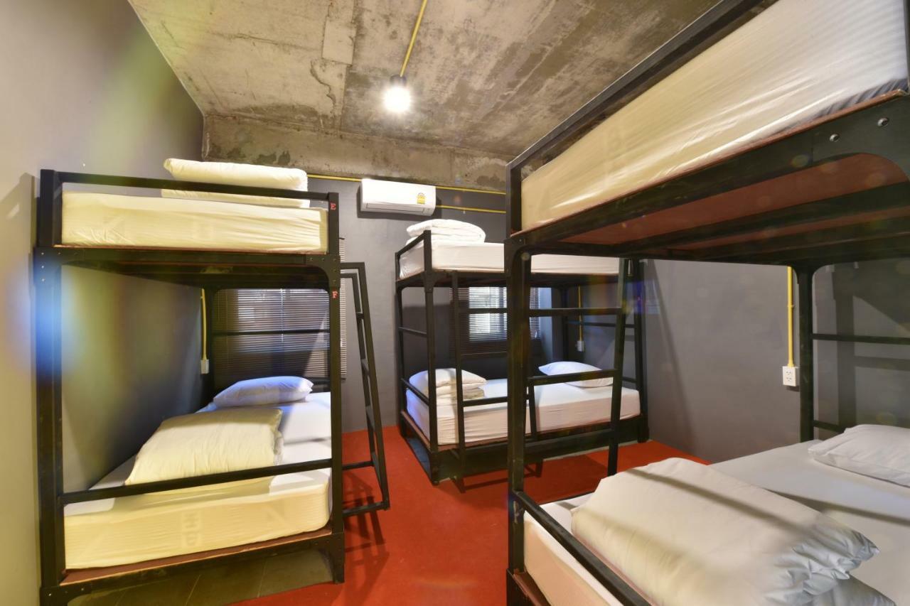 248 Street Hostel Chiang Mai Exteriör bild