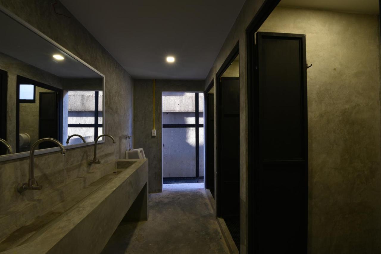 248 Street Hostel Chiang Mai Exteriör bild