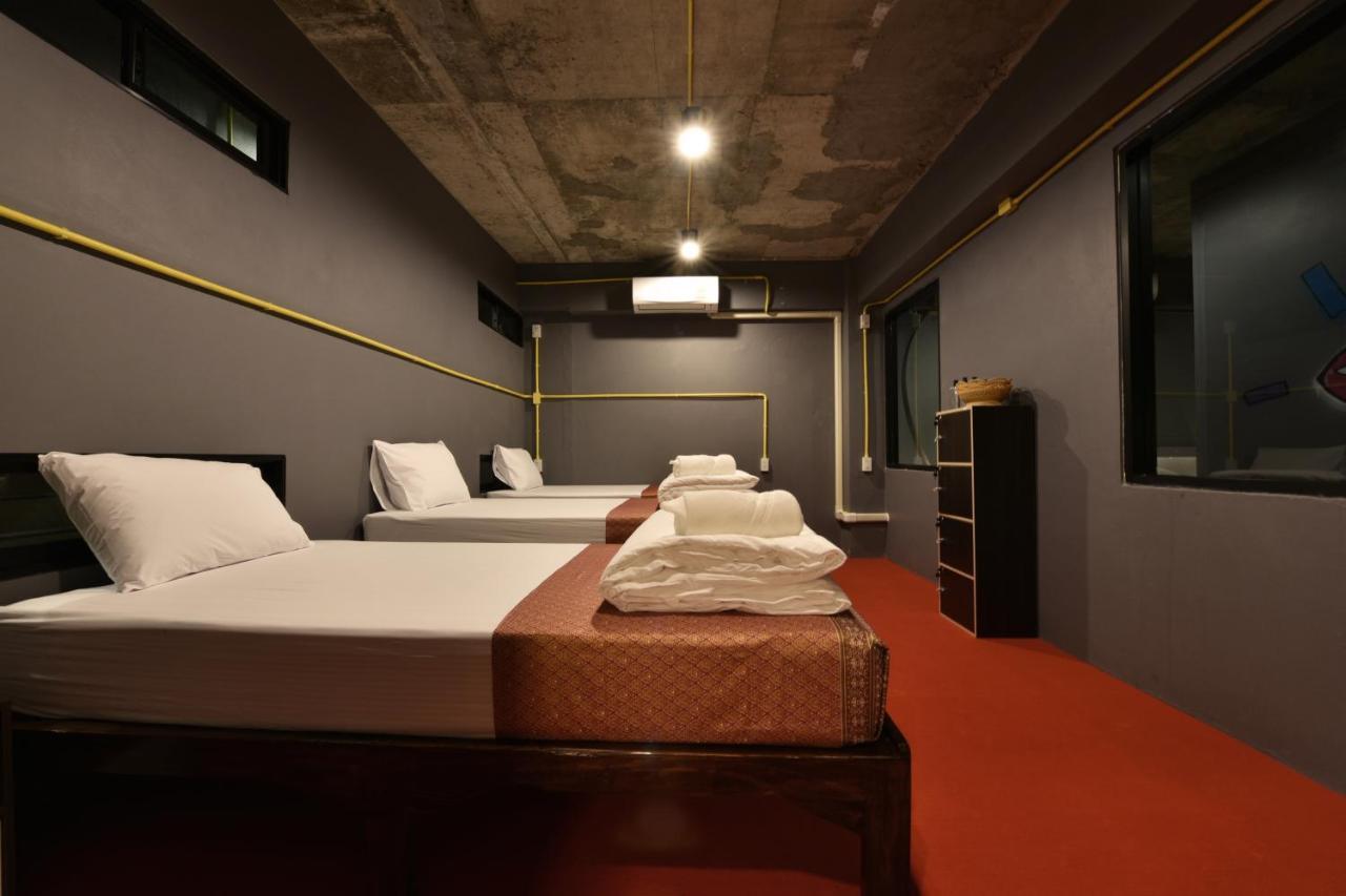 248 Street Hostel Chiang Mai Exteriör bild